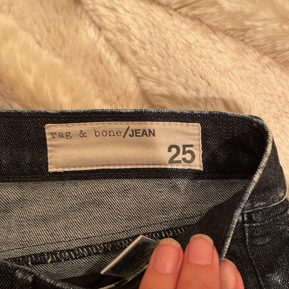 Size 25 Jeans Rag and Bone - Picture 2 of 3